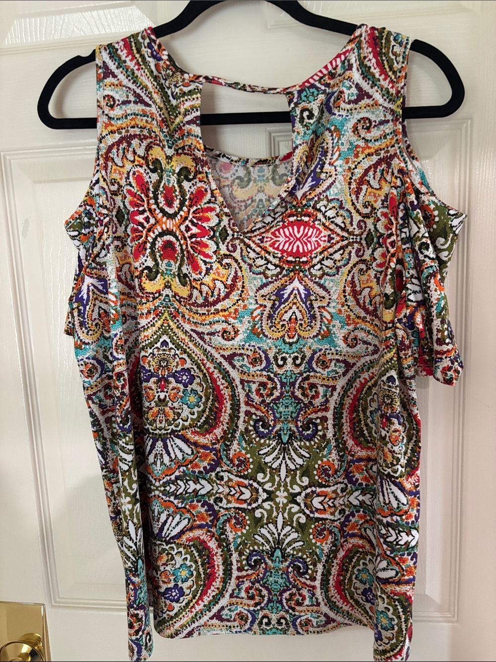 Cold Shoulder Top - Picture 4 of 5